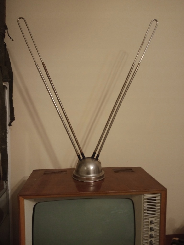 Stara antena na telewizor PRL