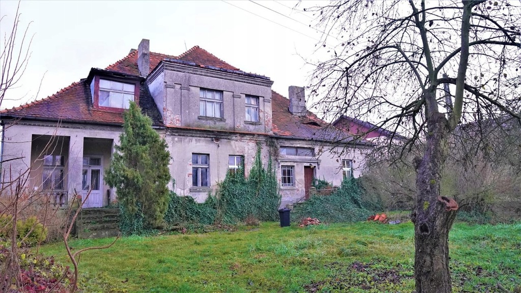 Dom, Dobra, Dobra (gm.), 320 m²