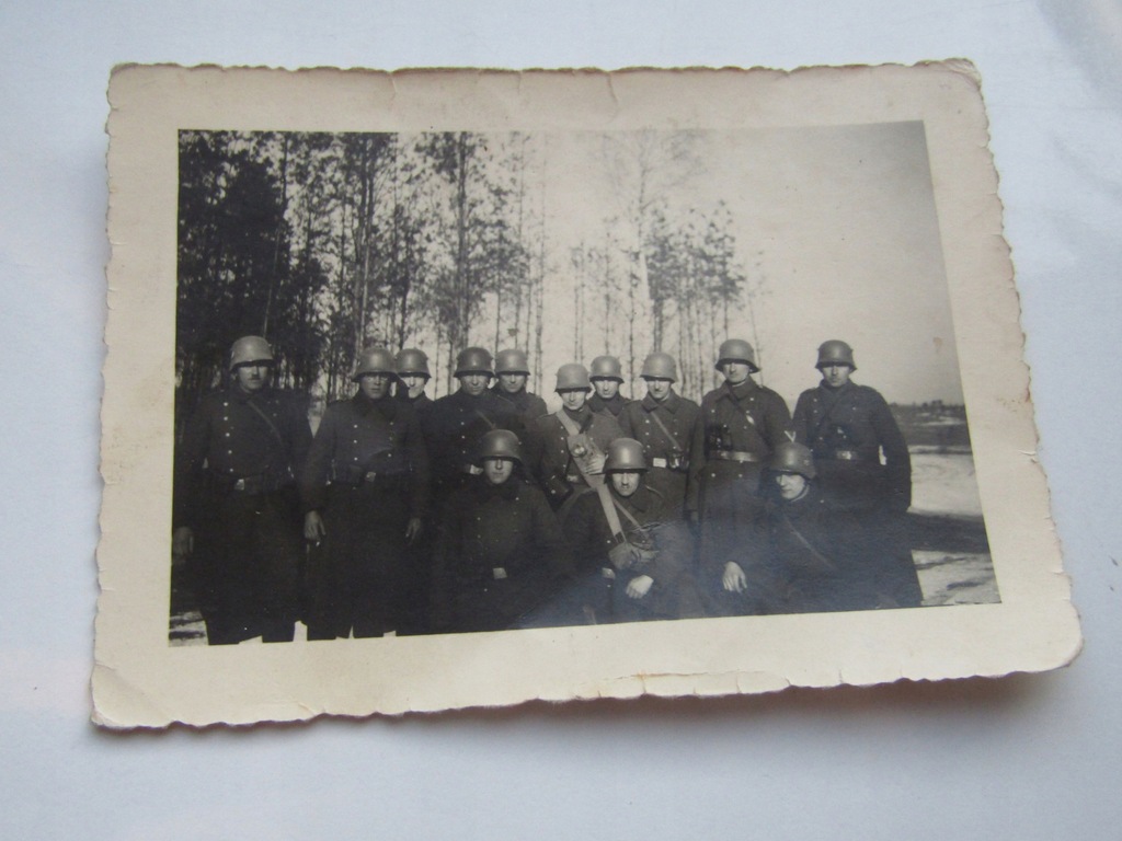 STARE ZDJĘCIE 2. ŻOŁNIERZE III RZESZA. DREZDENKO