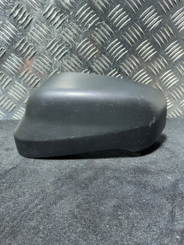 Obudowa nakładka lusterka lewa lewego Ford Courier Tourneo et76-17k747