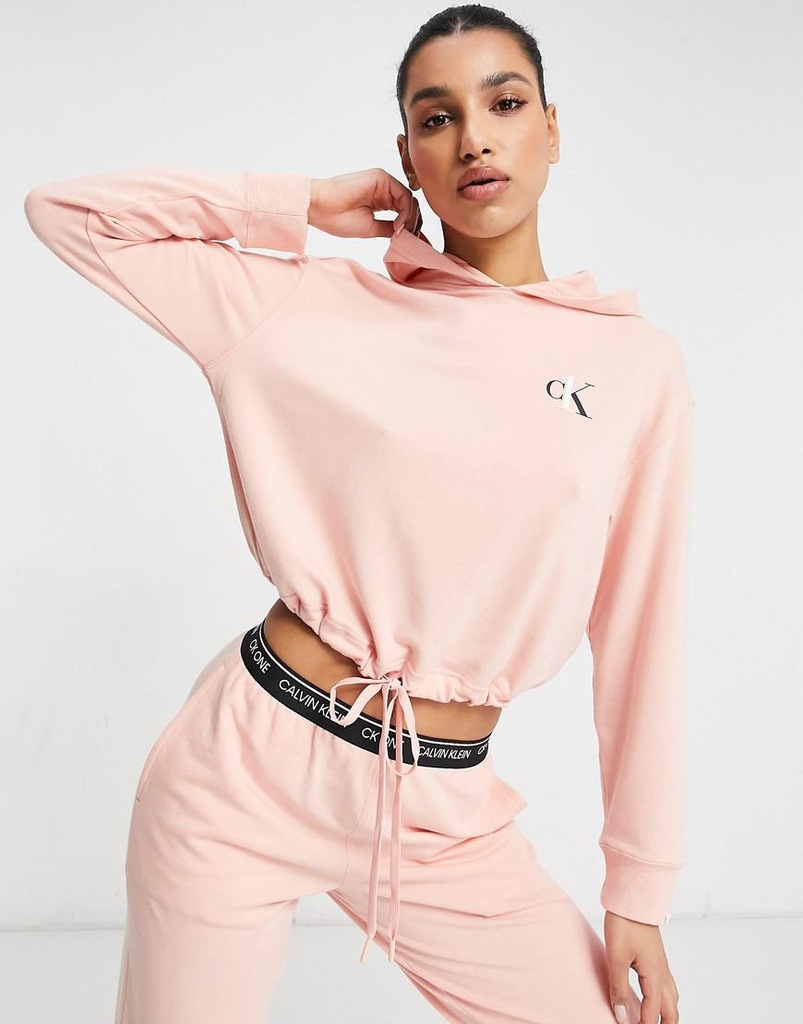 31Z038 CALVIN KLEIN__NX8 KRÓTKA BLUZA KAPTUR __S