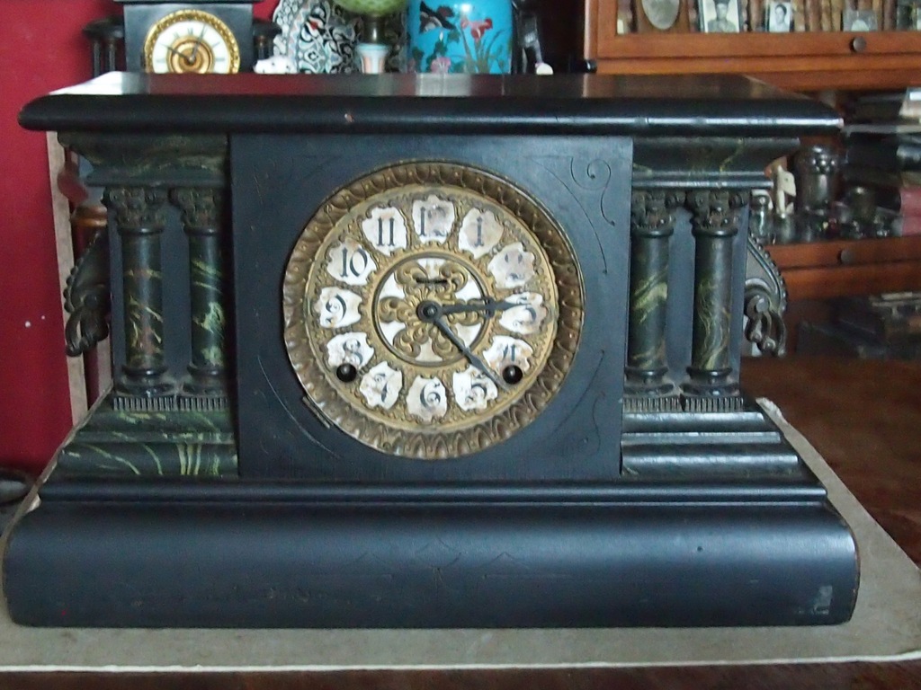 Zegar kominkowy. - tkz. amerykański