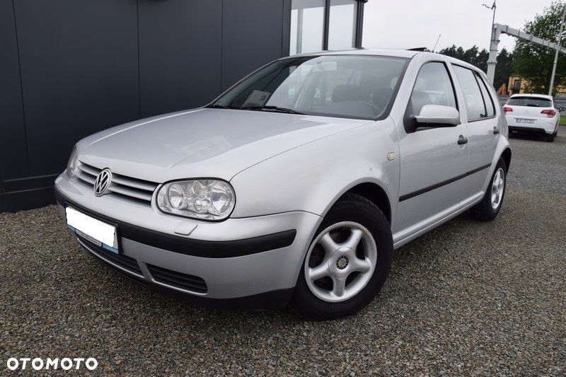 Volkswagen Golf 102KM