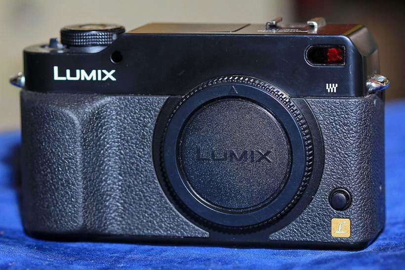 Panasonic Lumix DMC L1 4/3