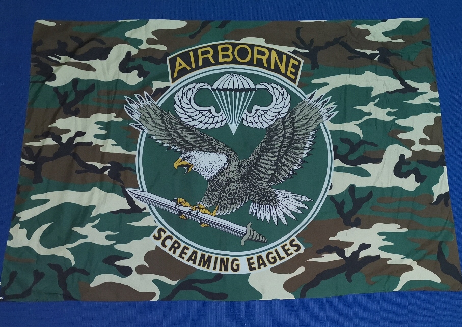 Flaga AIRBORNE Screaming Eagles