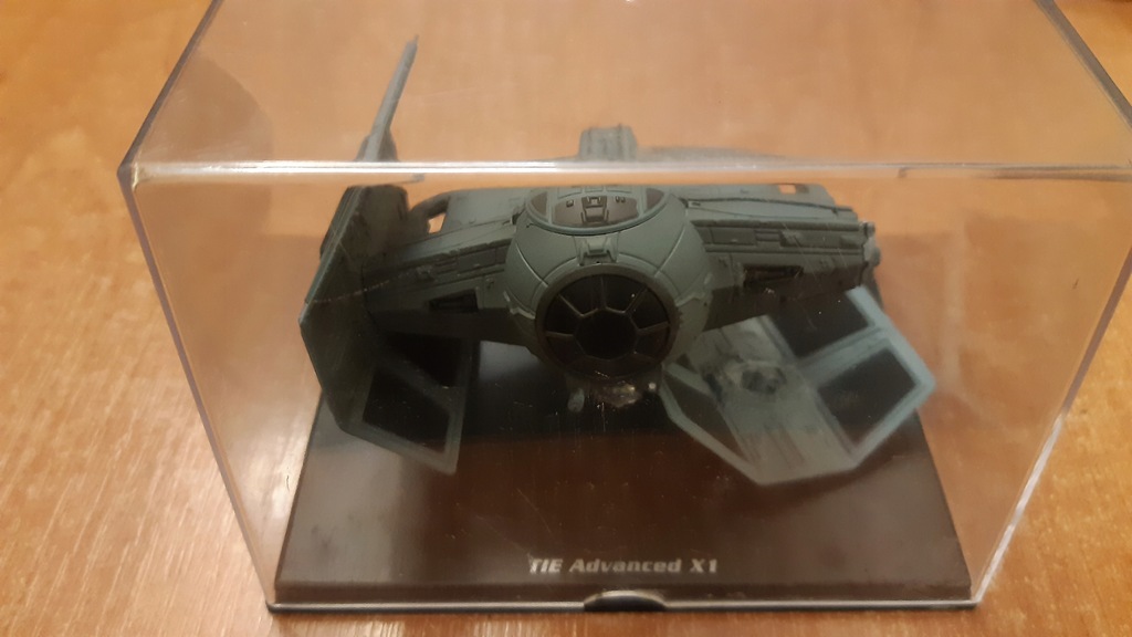 STAR WARS Kultowe pojazdy TIE ADVANCED X1