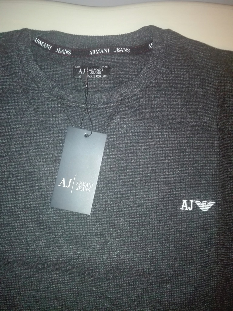 Sweter Armani 3xl. Ciemno szary