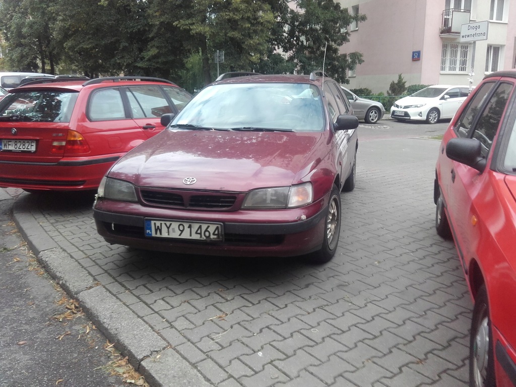 TOYOTA CARINA E Kombi 1,8 benz/gaz ubezp/przegl ok