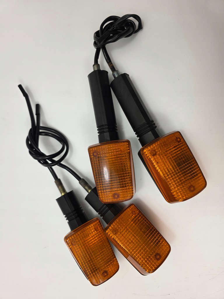 Suzuki Bandit GSF 600 95-99 kierunkowskaz kierunkowskazy przód tył