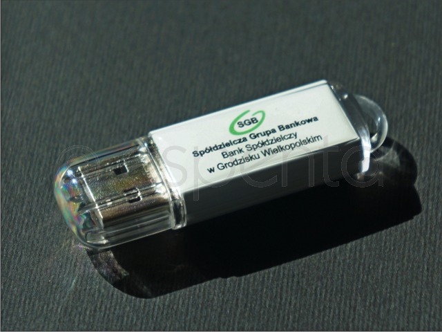 Nowy pendrive 4GB, pamięć USB z zatyczką