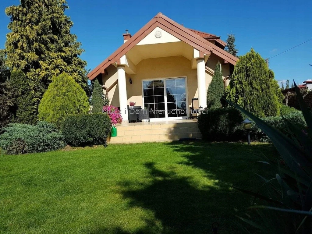 Dom, Piaseczno, Piaseczno (gm.), 300 m²
