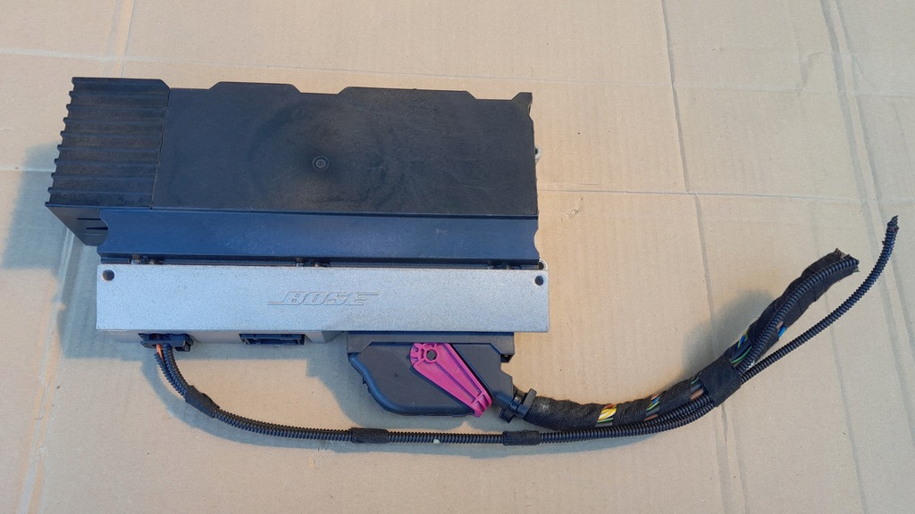 WZMACNIACZ AUDIO BOSE AUDI A6 C6 LIFT 4F0035223P