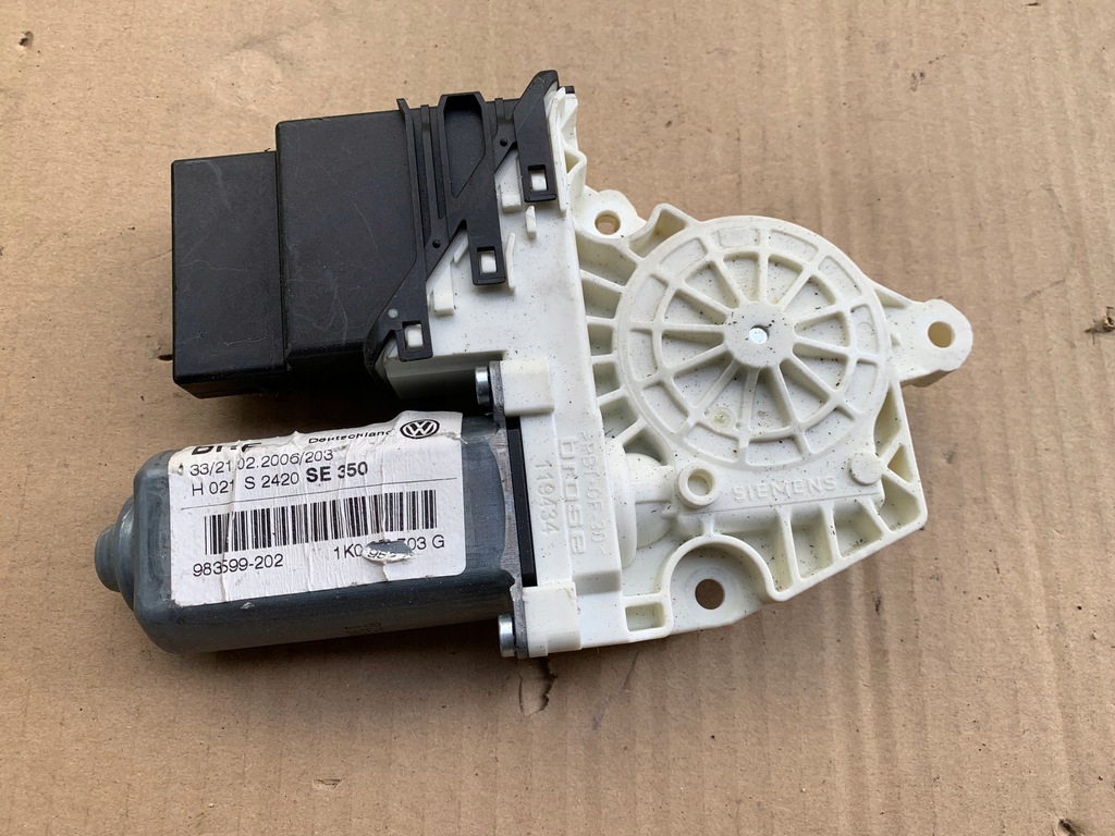 SILNICZEK SZYBY TYŁ LEWY 1K0959703G LEON II GOLF V ORYGINAŁ 100% SPRAWNY