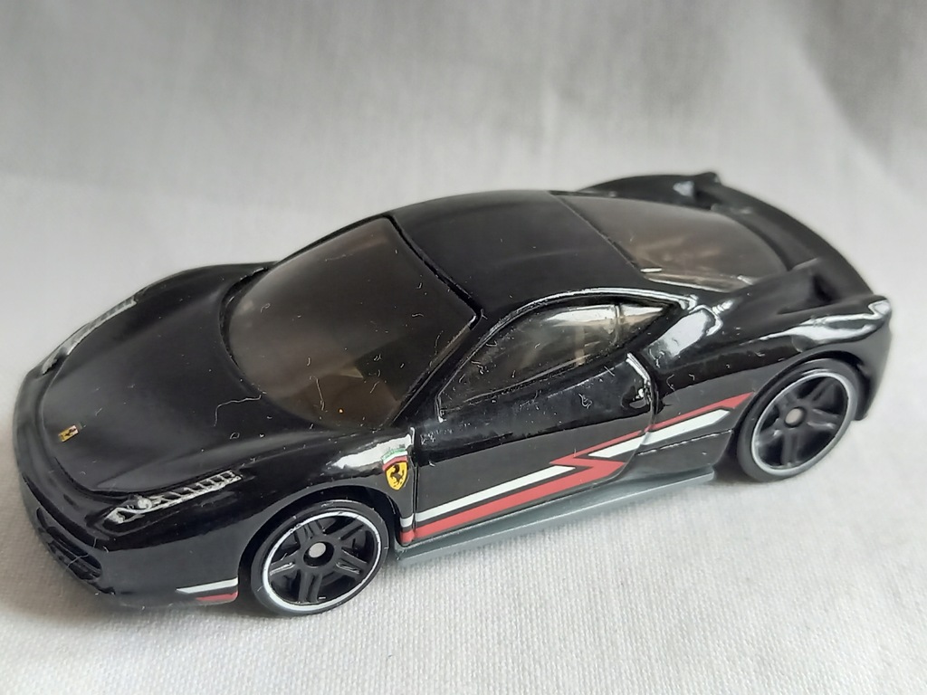 F. Hot Wheels FERRARI 458 ITALIA BLACK - 11431157871
