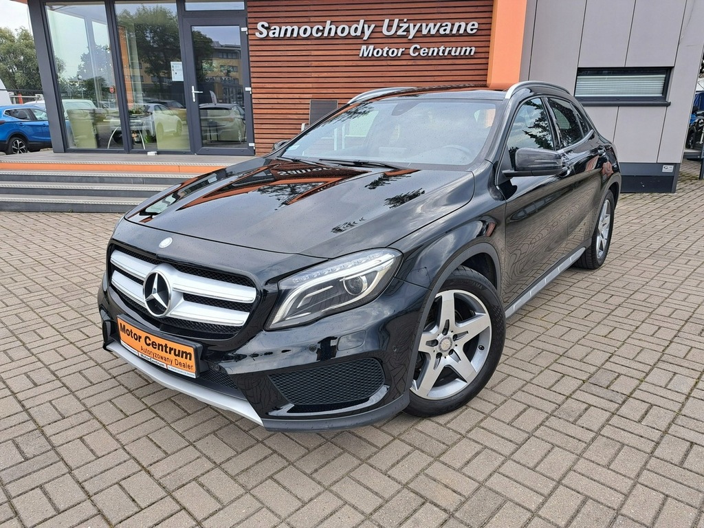 Mercedes GLA 250 4-Matic AMG LIne