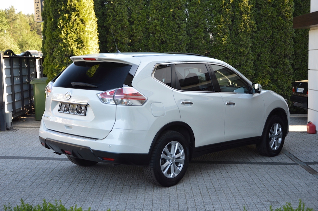 Nissan XTrail Tekna 7 Osobowy Nowy Biała Perła