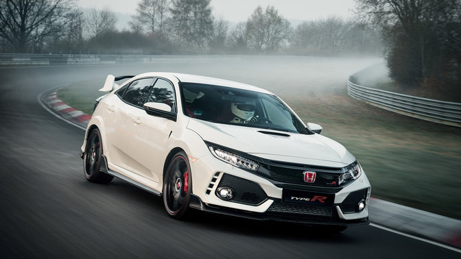 HONDA PLAZA - CIVIC TYPE-R - JAZDA