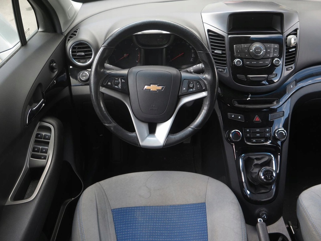 Купить Chevrolet Orlando 1.8i, 7 мест, Климатроник: отзывы, фото, характеристики в интерне-магазине Aredi.ru