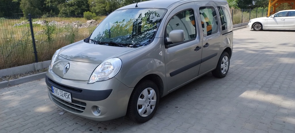 RENAULT KANGOO II 1.5 dCi 106KM 6-biegów klima
