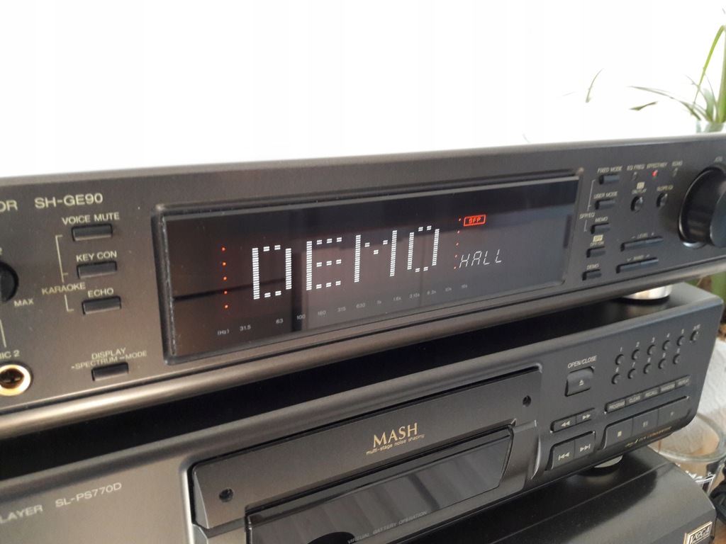 Technics procesor SH-GE90.