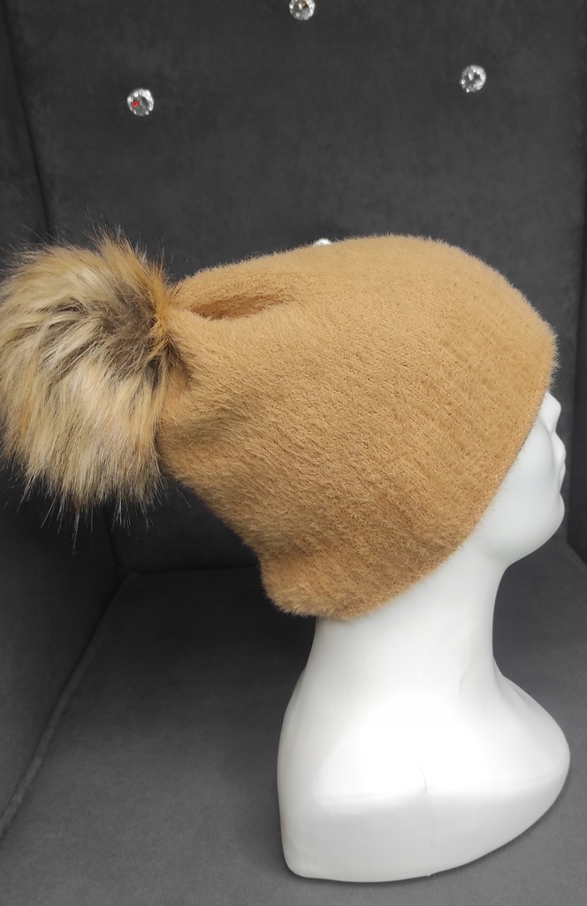 Czapka Damska, piękne kolory