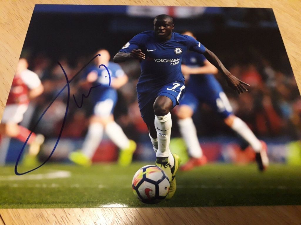 ZDJECIE N'GOLO KANTE Z AUTOGRAFEM CHELSEA