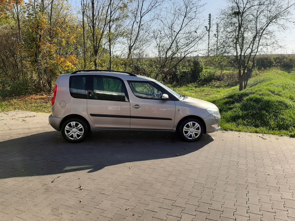 Купить SKODA ROOMSTER (5J) 1.2 TSI 105 л.с.: отзывы, фото, характеристики в интерне-магазине Aredi.ru