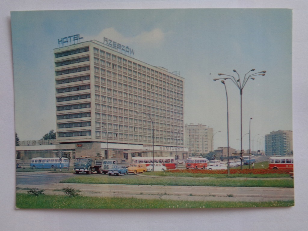 RZESZÓW -HOTEL RZESZÓW -STARE AUTOBUSY b/o 1975