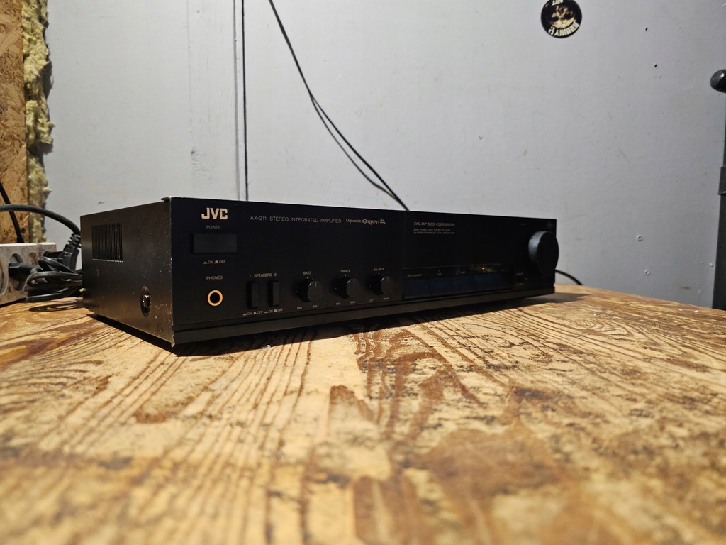 Wzmacniacz JVC AX-211