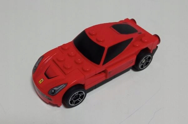 LEGO Racers 40191 Ferrari F12 Berlinetta z napędem.