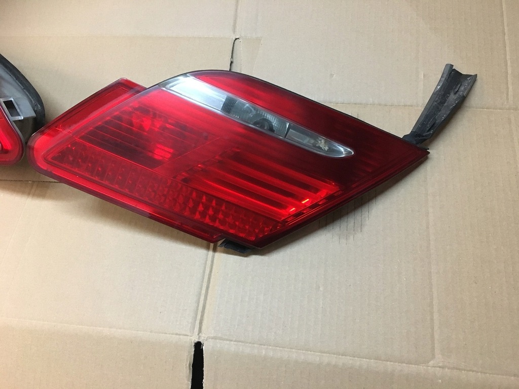 BMW E65 LIFT LAMPA TYŁ KLAPY LEWA 9114962185 oficjalne