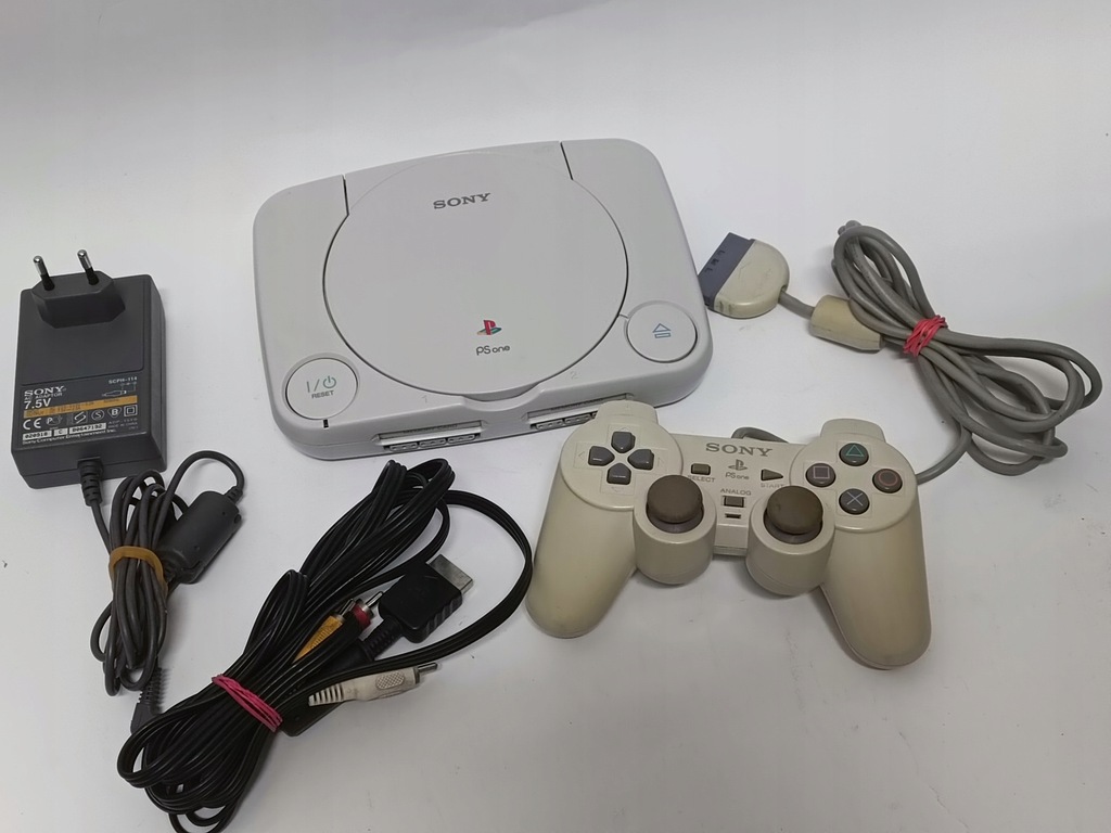 KONSOLA SONY PLAYSTATION 1 PS1 PS ONE SCPH-102 + 1x PAD + OKABLOWANIE