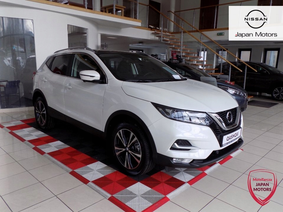 NISSAN Qashqai N-Connecta + Podgrzewane fotele 140