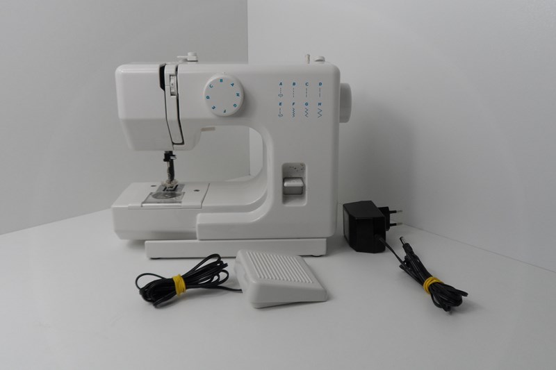 MASZYNA DO SZYCIA TESCO MINI SEWING MACHINE 8117905884 oficjalne