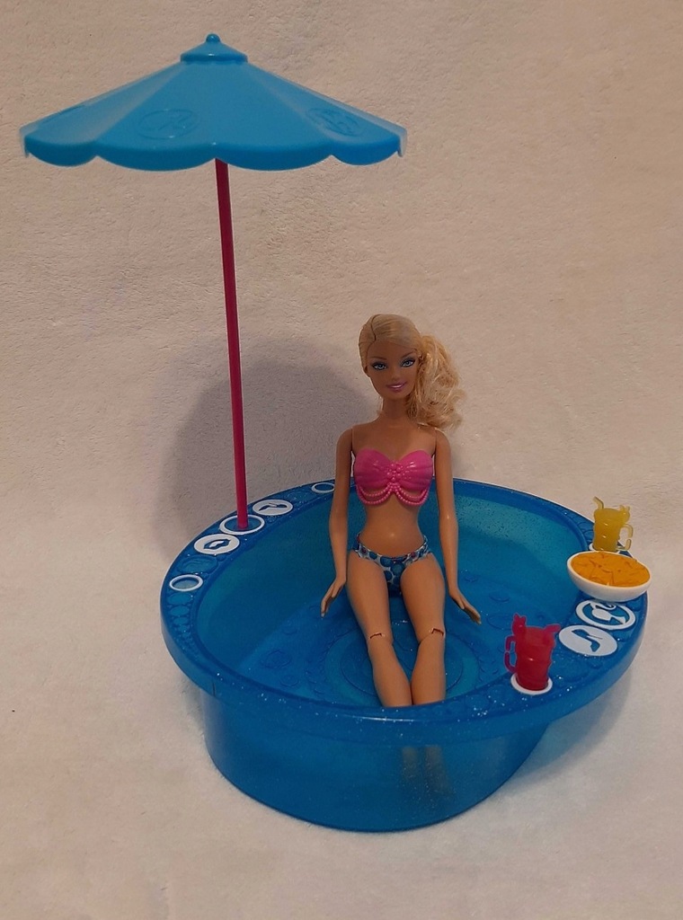 Barbie Syrenka basen parasol jedzenie picie