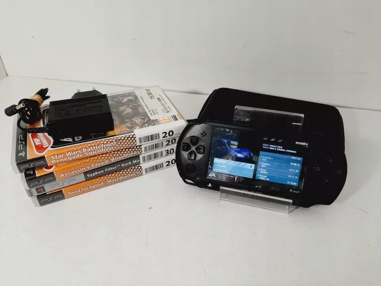 KONSOLA SONY PSP E1004 6 GIER