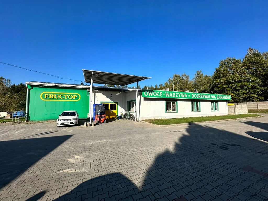 Magazyny i hale, Częstochowa, 830 m²