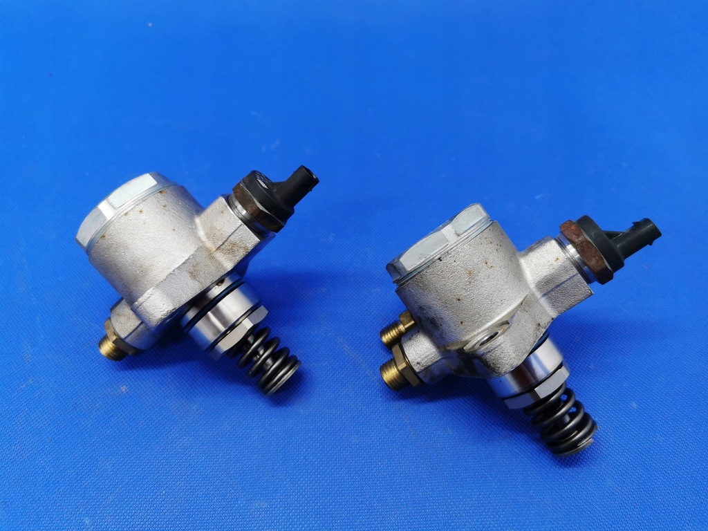 AUDI A8 D4 6.3 FSI POMPA PALIWA 079127026R