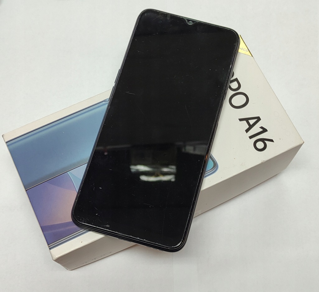 Smartfon Oppo A16 4 GB / 64 GB czarny (5636/23)