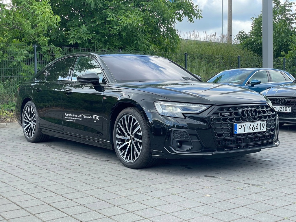 Audi A8 salon Polska S-line B&O pakiet Czerń szybe