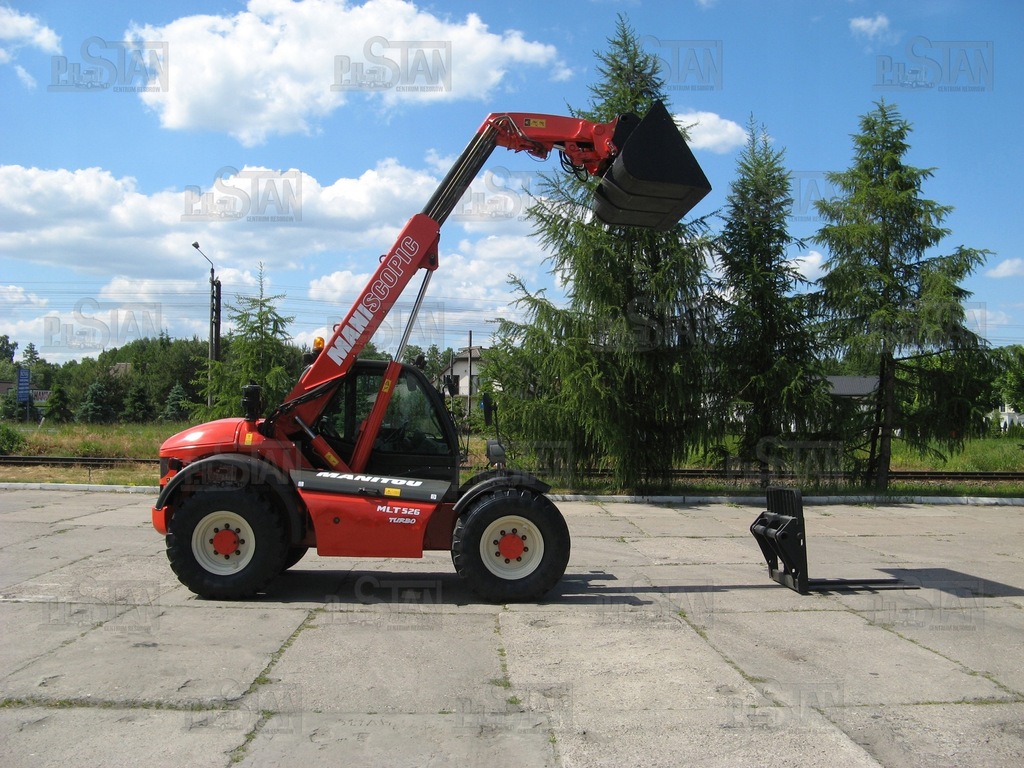 Ładowarka teleskopowa Manitou MLT 526T 2004r.