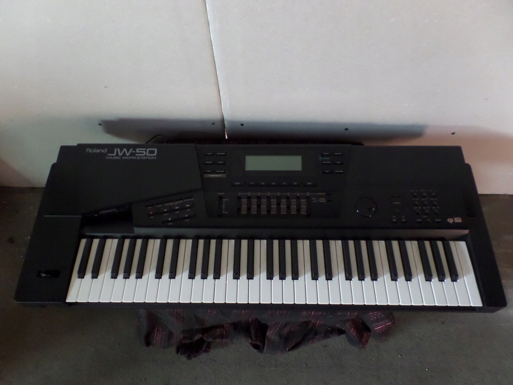 Syntezator Roland JW 50 JW50 JW50 8068601746 oficjalne archiwum