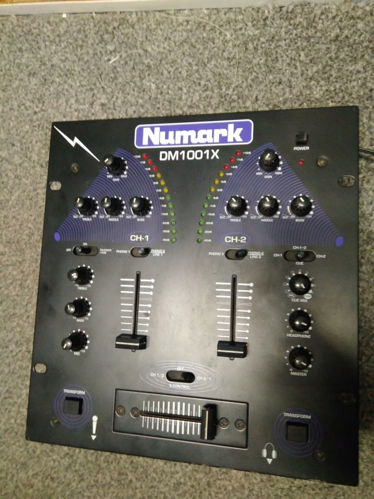 Numark DM1001X DJミキサー Numark DM1001X DJミキサー新 デザイン