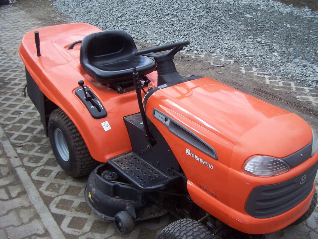 Traktorek Husqvarna CTH 141 Hydro,Briggs,kosz 7924483481 oficjalne