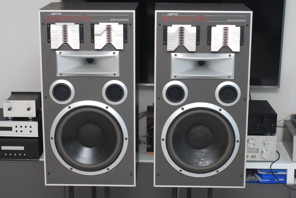 KOLUMNY  JAMO DYNAMIC D5E / SUPER STAN / UNIKATOWE