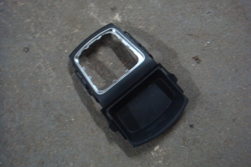 HYUNDAI I30 II RAMKA OSŁONA GAŁKI ZMIANY BIEGÓW - 13219218789 ...