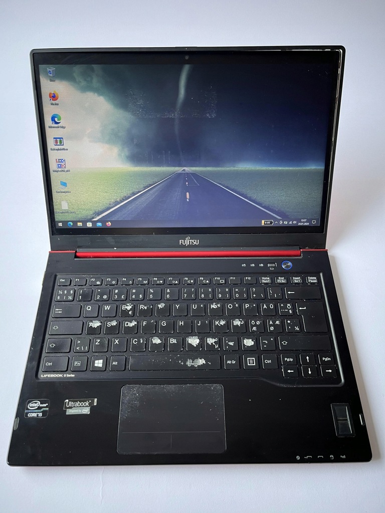 Laptop Fujitsu Lifebook U772 i5 4 GB / 128 GB A36