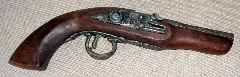 Pistolet skałkowy - replika .