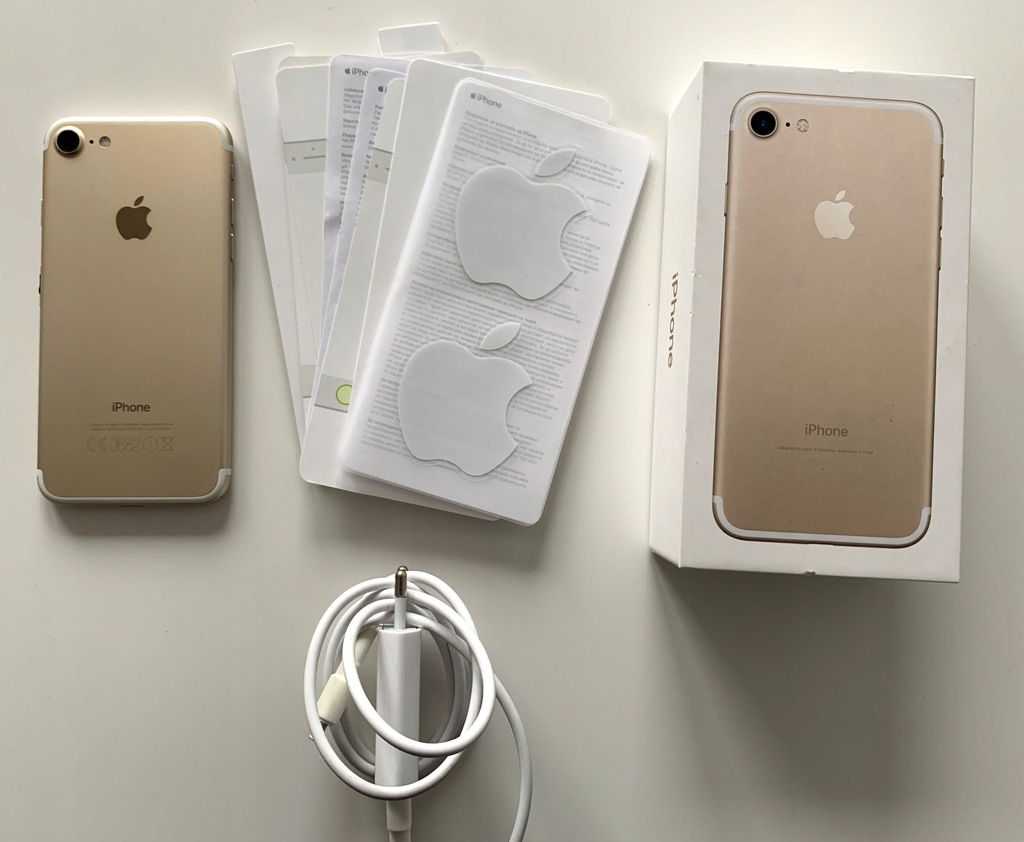Smartfon Apple iPhone 7 128 GB Gold Złoty