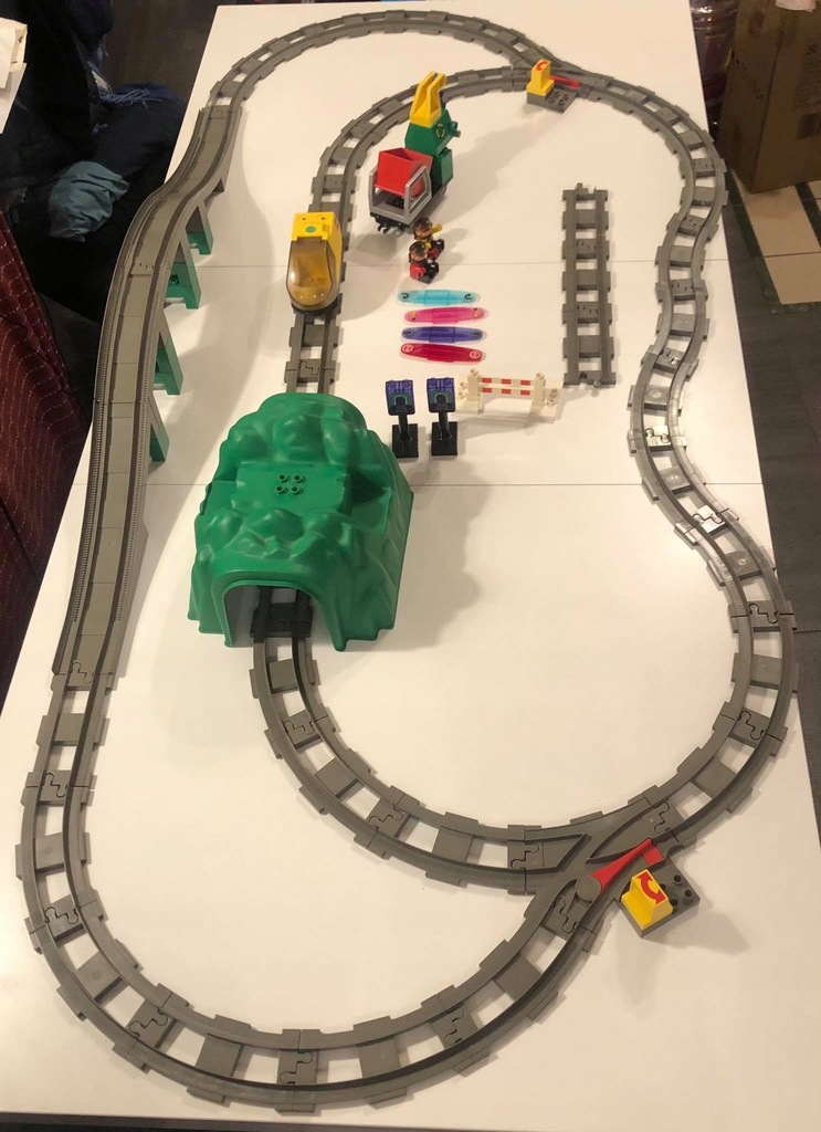 LEGO Duplo kolejka inteligentna pociąg 3335 tunel